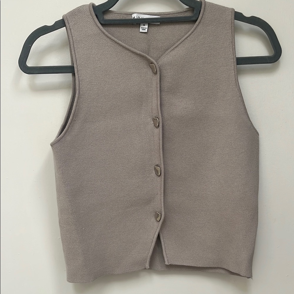 Sleeveless Knit Button-Front Vest - Picture 1 of 3